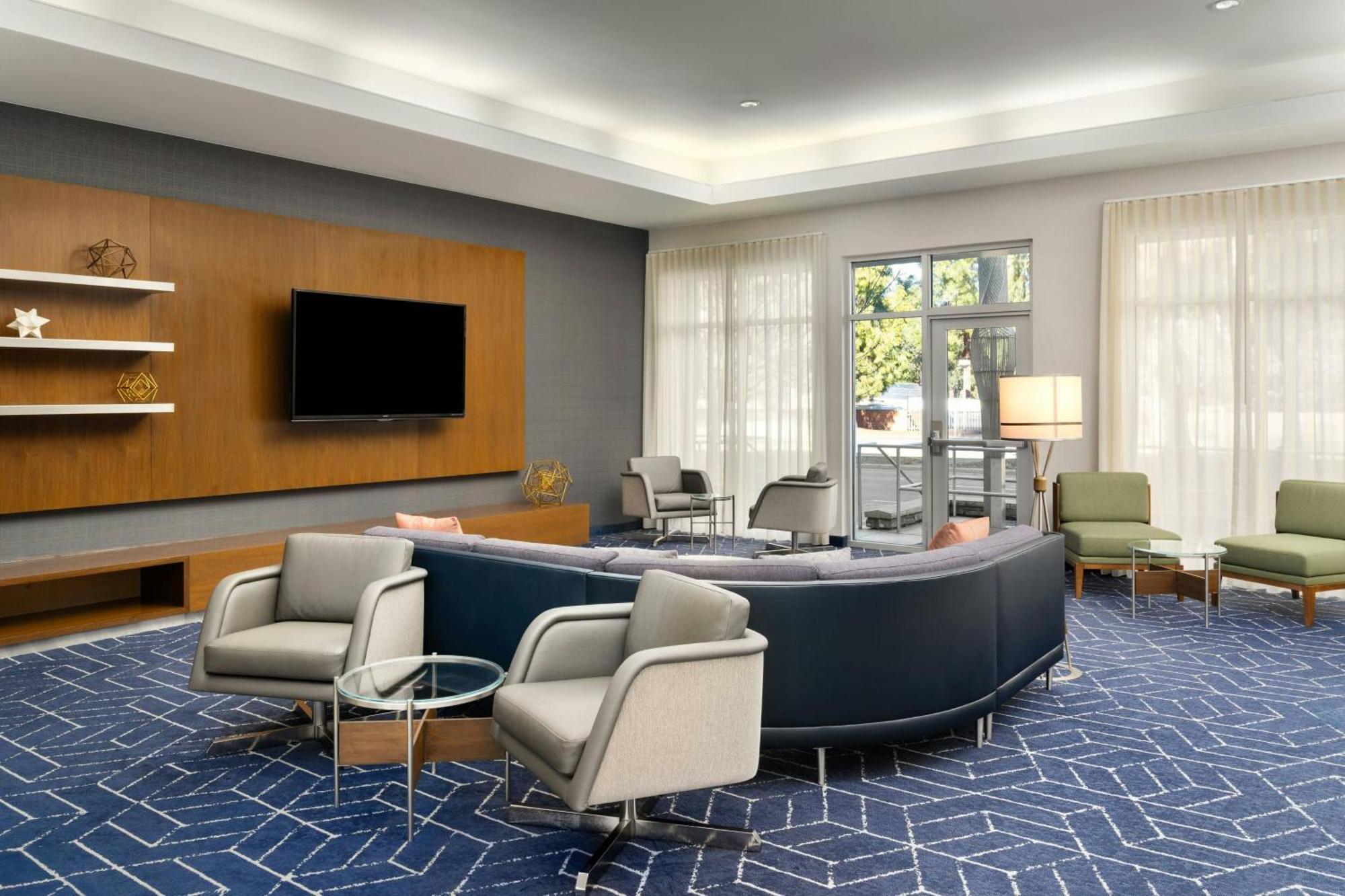 Courtyard By Marriott Sunnyvale Silicon Valley Exterior foto
